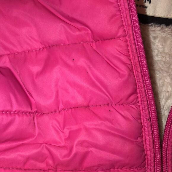 abercrombie 13-14ย Fuchsia Puffer SherpaโLined HoodedโVest - Picture 10 of 15